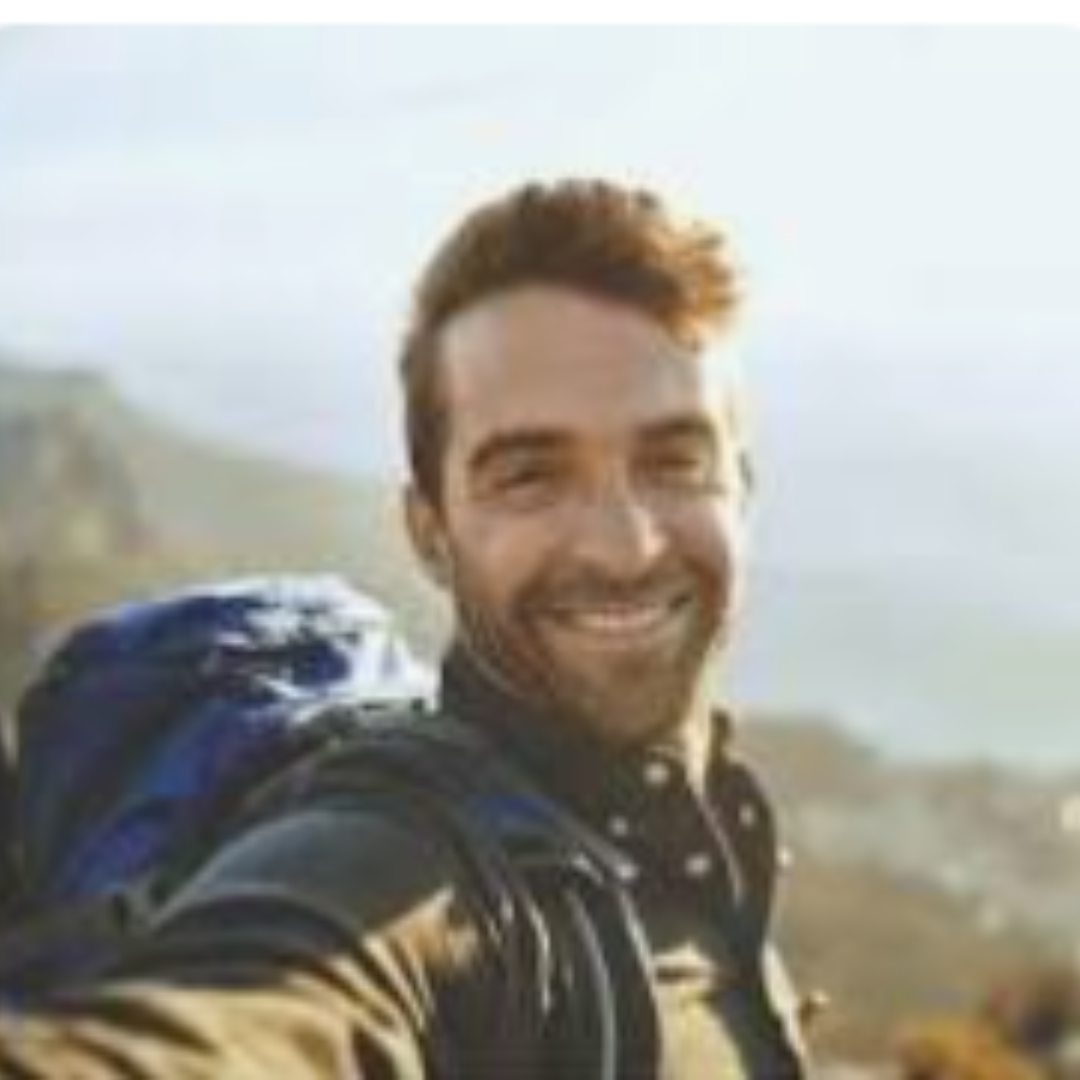 <em>Juan David P. </em>